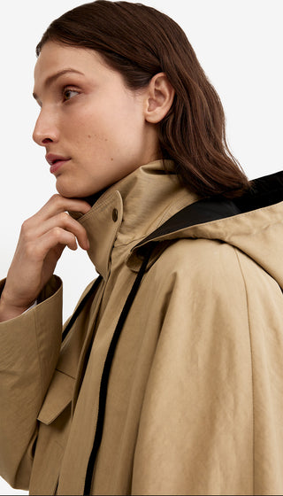 Detachable Hooded Mack