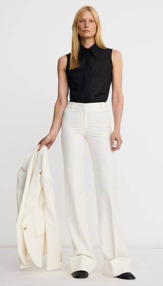 Sleeveless Point Collar Shirt