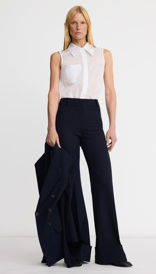 Sleeveless Point Collar Shirt