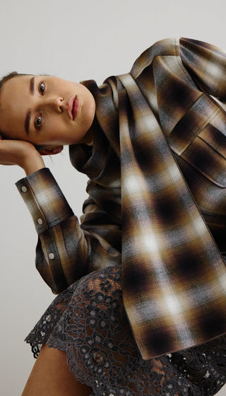 Relaxed Shirt With Detachable Scarf