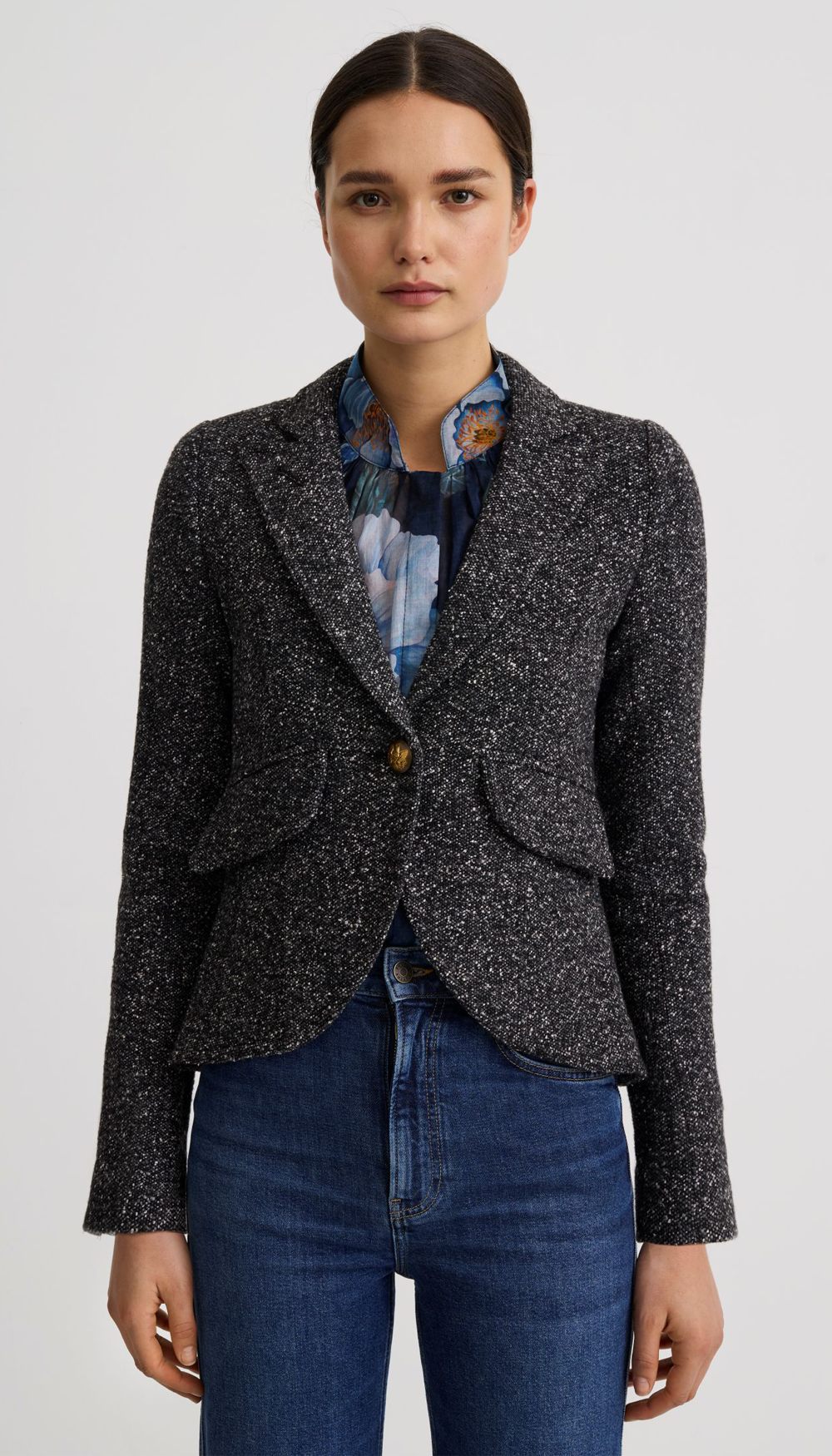 Close Button Rectangular One Button Blazer With Rectangle Elbow Patch - Black Donegal – SMYTHE