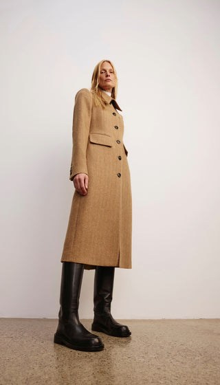 Tailored Point Collar Coat
