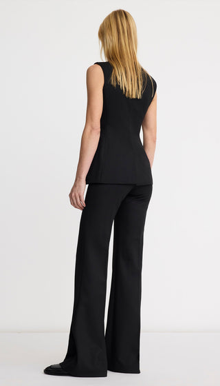 Portrait Neck Vest