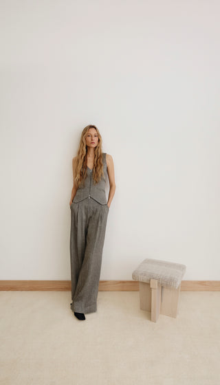 Exposed Zip Pleated Pant